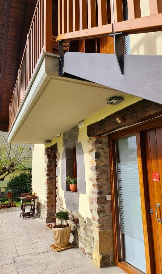 Apartamentos Aldagaia Hernani Buitenkant foto