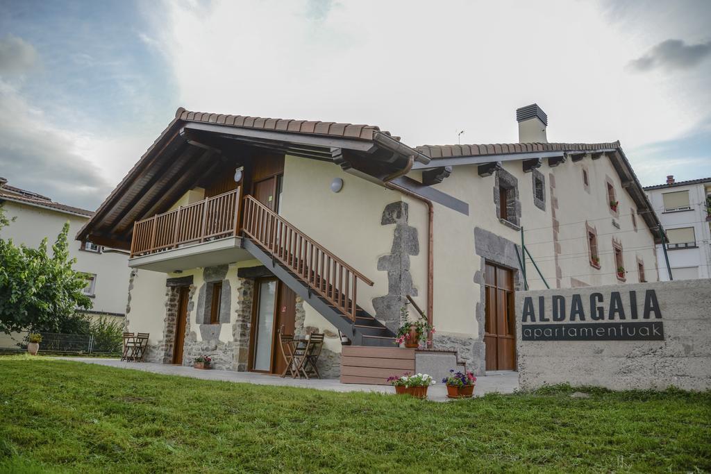 Apartamentos Aldagaia Hernani Kamer foto