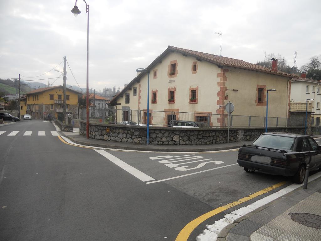 Apartamentos Aldagaia Hernani Buitenkant foto